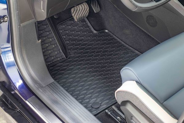 Gummi Fußmatten Nissan Micra K15