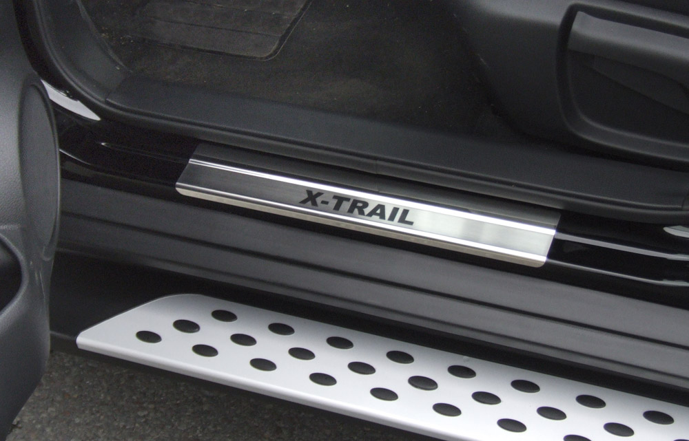 Sidesteps Nissan X-Trail T32