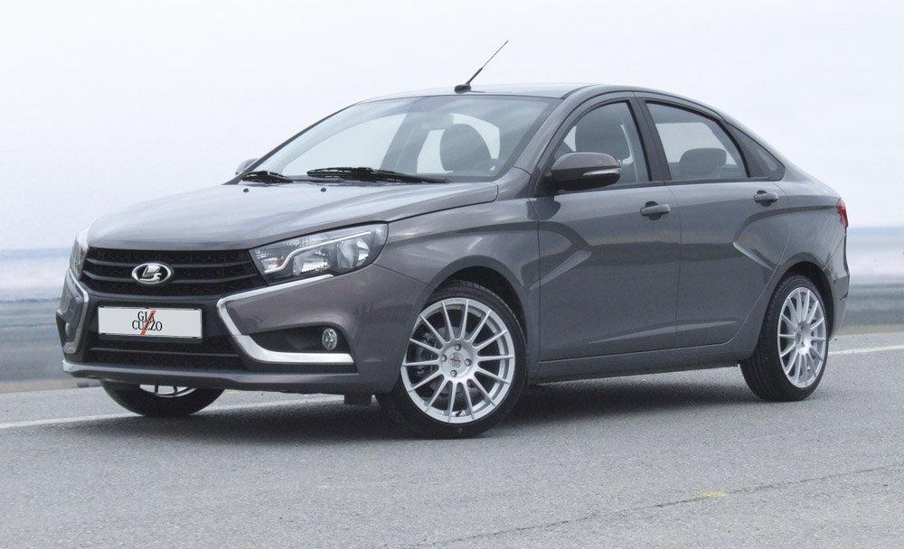 Sommer Komplettradsatz Lada Vesta Multi-Line Schwarz-Glanz