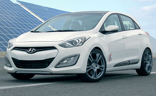 /shop/images/hyundai/I30_heck_2.jpg