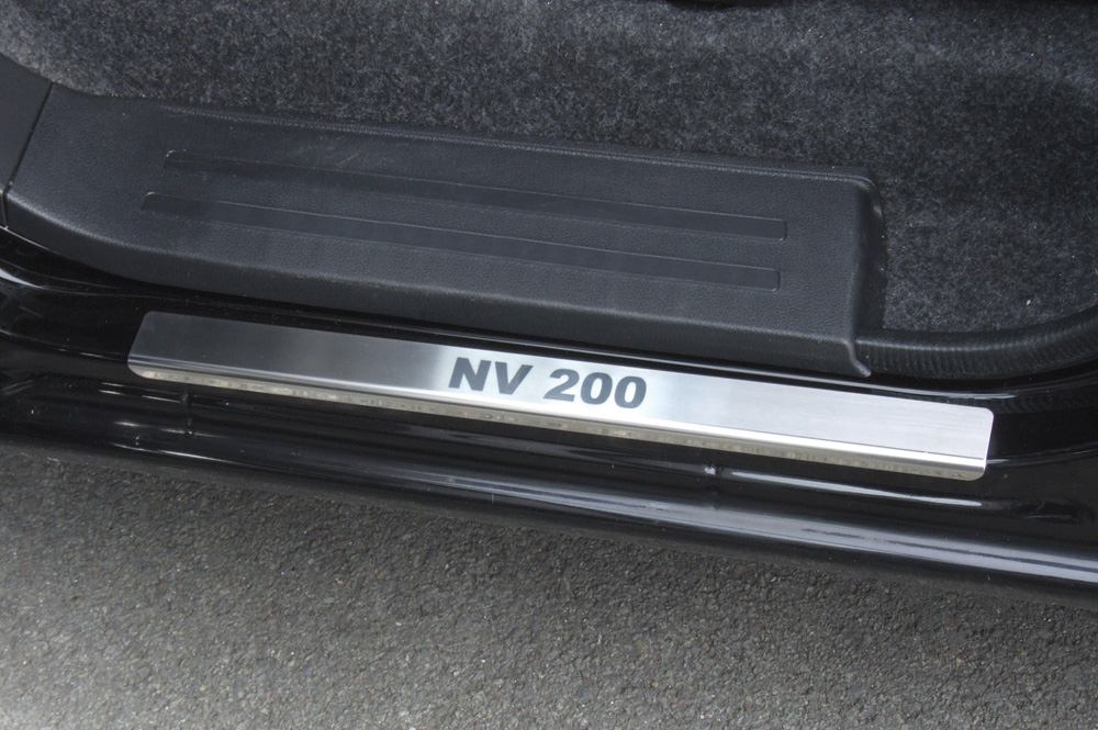 Einstiegsleisten Nissan NV 200 Edelstahl