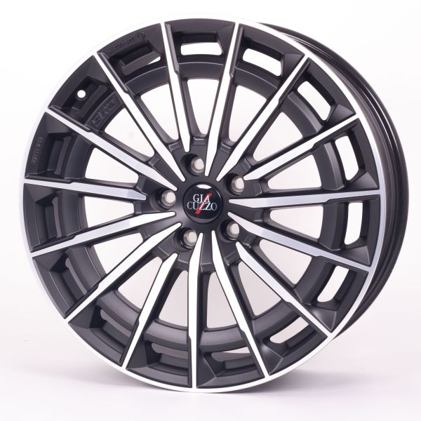 Winterkomplettradsatz Fame-Line Schwarz-Glanz